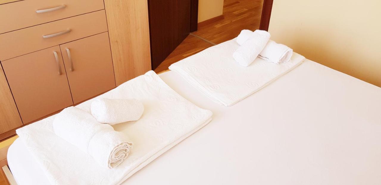 Hotel Olimp Lux à Budva Extérieur photo